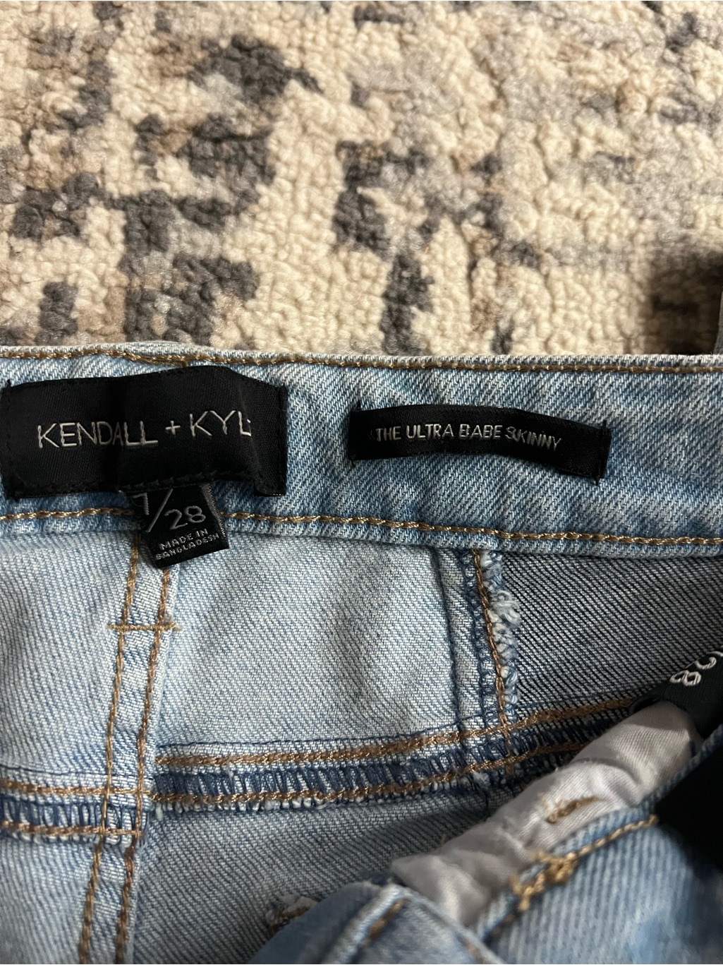Kendall & Kylie Two-Tone Light And Dark Blue Skinny Jeans — image 5 of 8